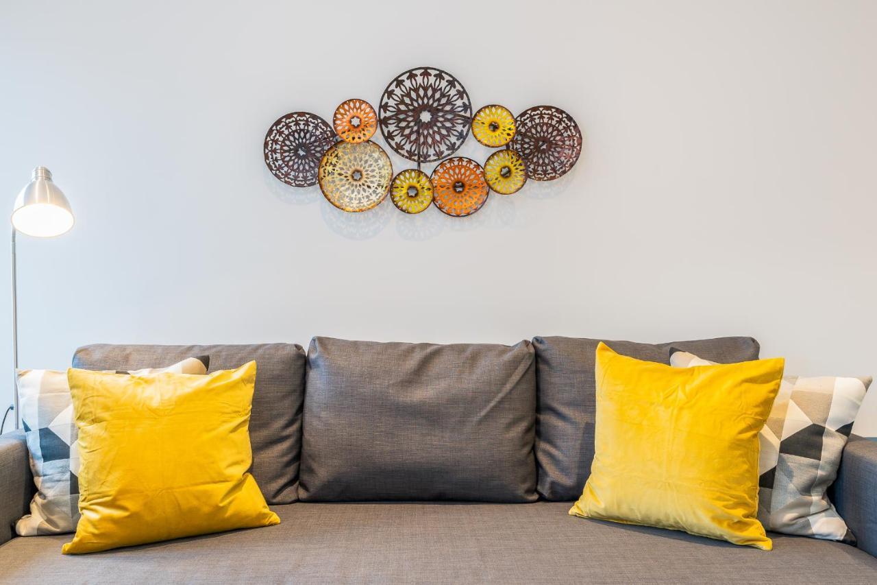 St Albans 2 Bed Luxury City Apartment, 5 Mins Walk To Train & Allocated Parking ภายนอก รูปภาพ